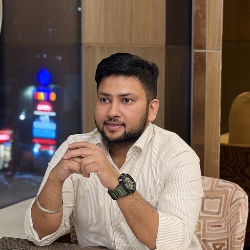 Munish K. — Senior Web Developer